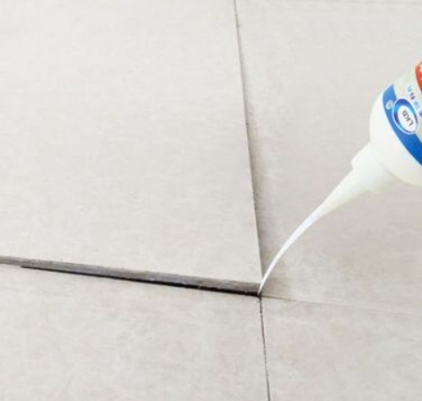 吴起瓷砖空鼓维修公司分享卫生间瓷砖脱落的原因可能有以下几点